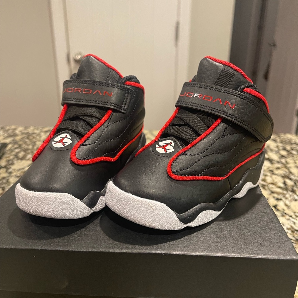 Jordan sneaker Child size 6c